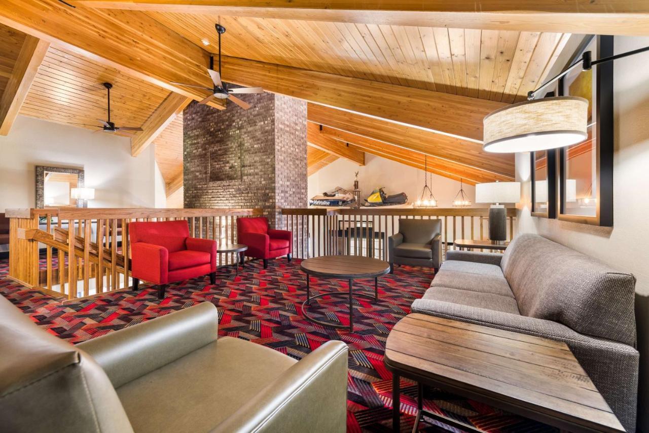 Best Western Derby Inn Ийгъл Ривър Екстериор снимка